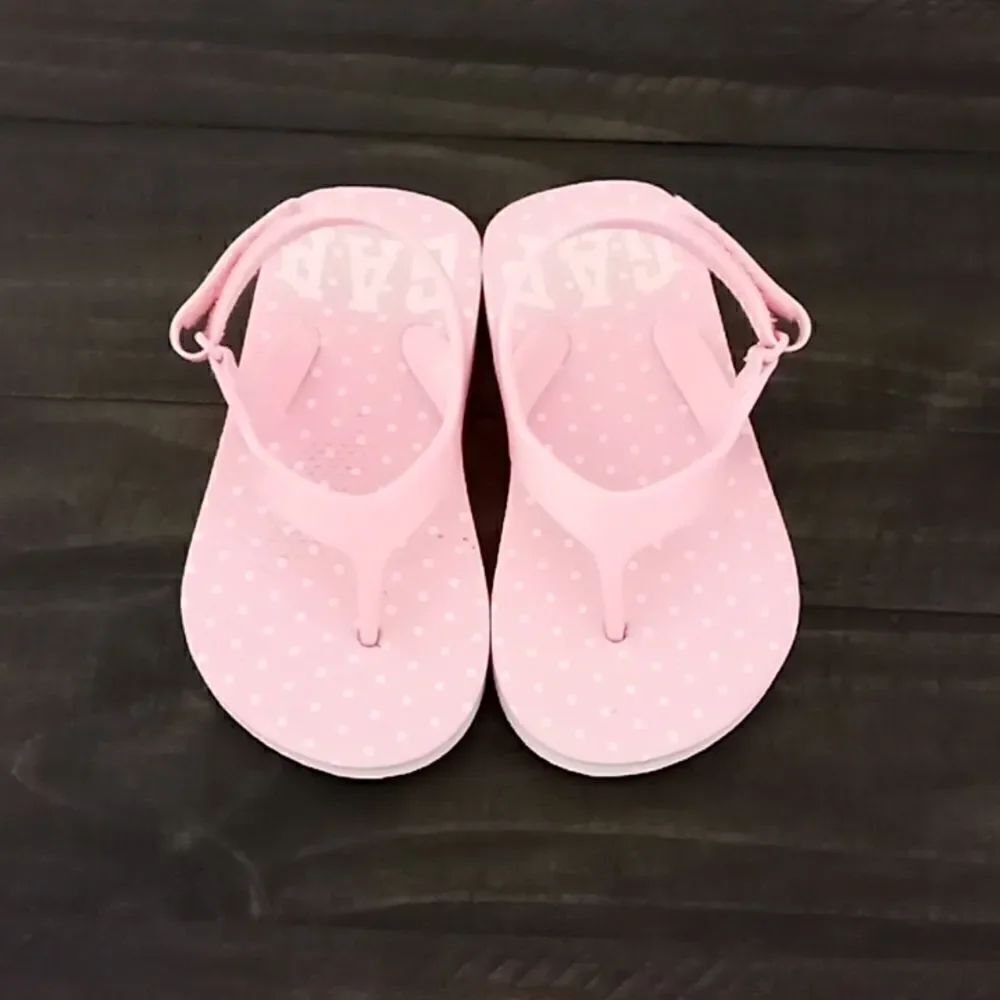 Gap little girls flip-flops never used pink and white